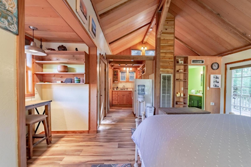 Dear Ol' Dad's Cabin