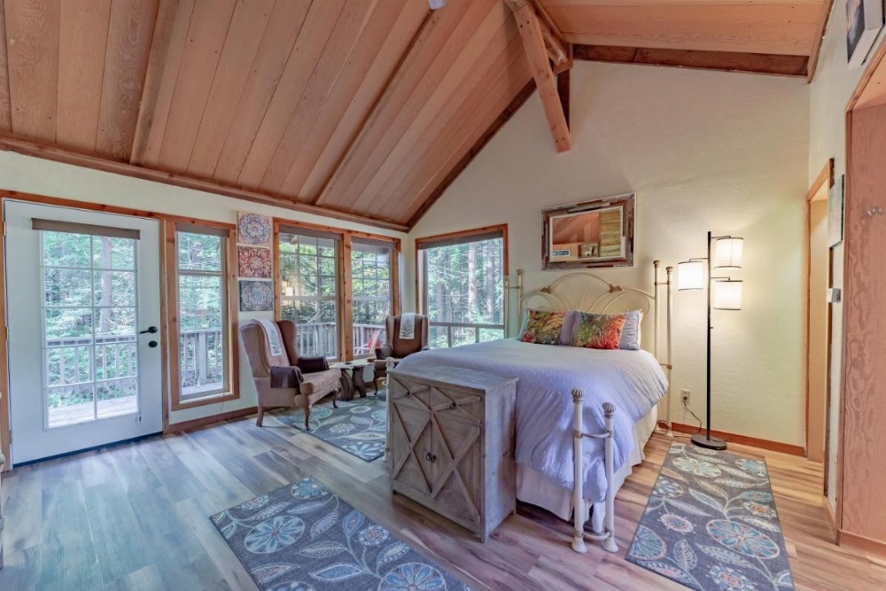 Dear Ol' Dad's Cabin